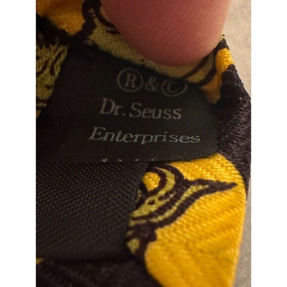 💚🎄 Dr. Seuss The Grinch Christmas Necktie 🎄💚 - Picture 3 of 6